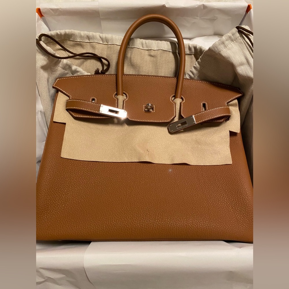 BNIB Hermes 35 Togo Calfskin Gold with Palladium, Full Set